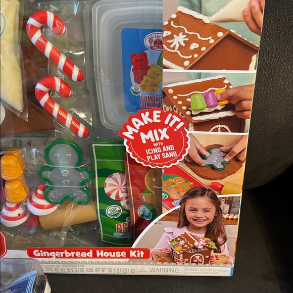 Little Tikes Creative Chefs Gingerbread House Winter Cookies & Smores Kits NEW - Picture 5 of 11